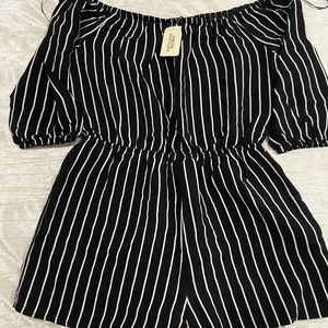 Blacks/white Forever 21 Romper